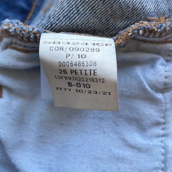 [LOFT] Curvy Skinny Jeans - Picture 4 of 4